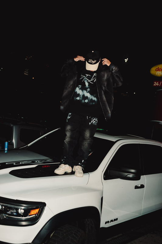 6110005 TEE DRIP HORSE BLACK