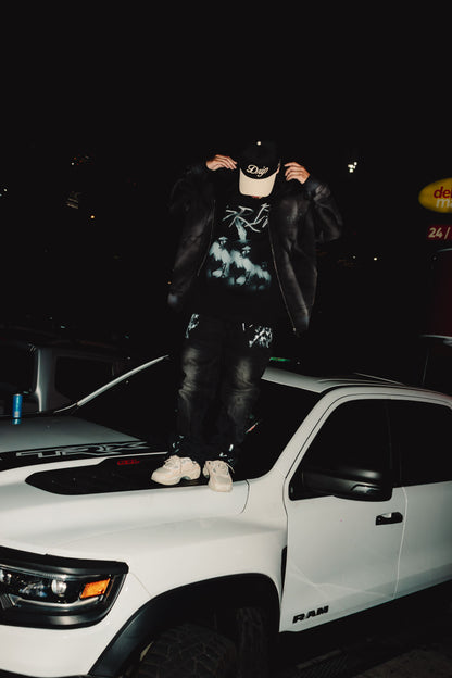 6110005 TEE DRIP HORSE BLACK