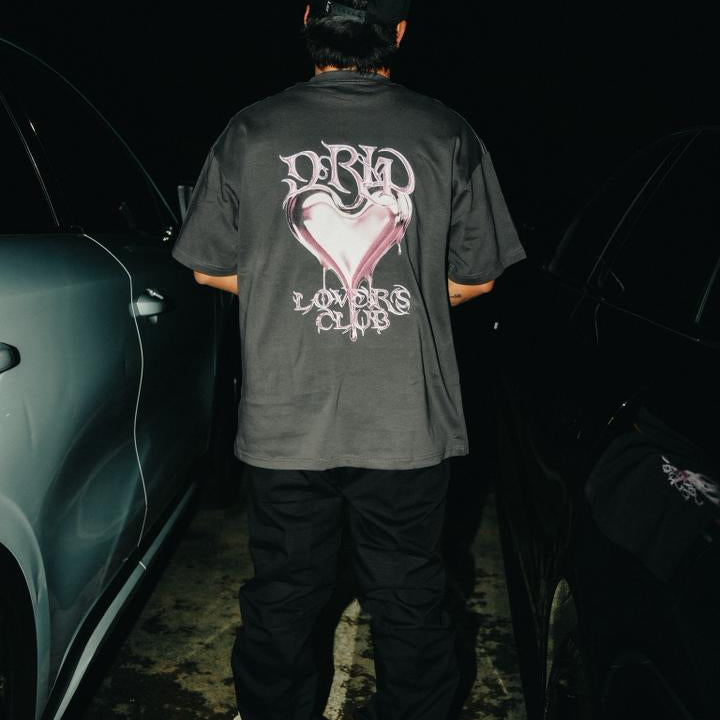 Camiseta Heart Valentine gris Drip Club detalle - tee streetwear Costa Rica