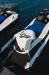 Camiseta Line blanca Drip Club detalle - basics streetwear Costa Rica