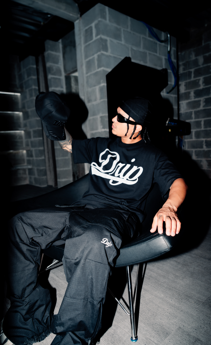 Camiseta Line negra Drip Club modelo - basics streetwear Costa Rica