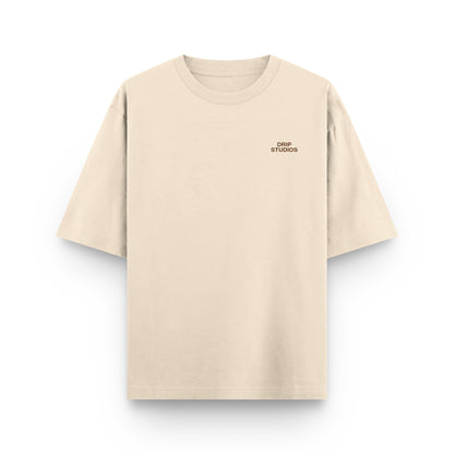 Camiseta Drip Studios beige frente - streetwear oversize Drip Club Costa Rica