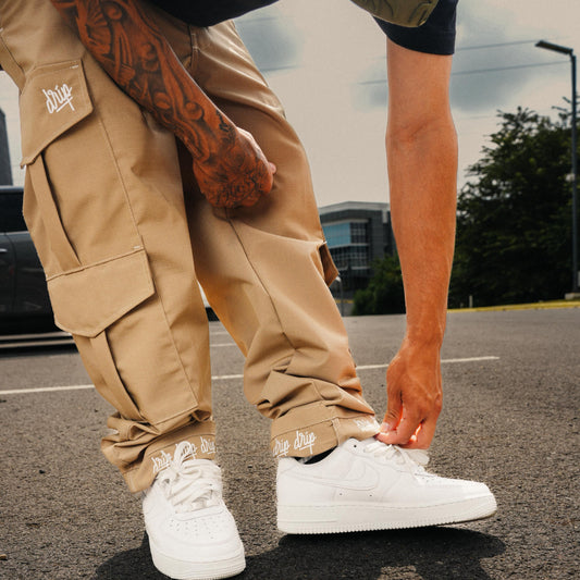 Cargo Exclusivo beige Drip Club frente - pantalón streetwear Costa Rica