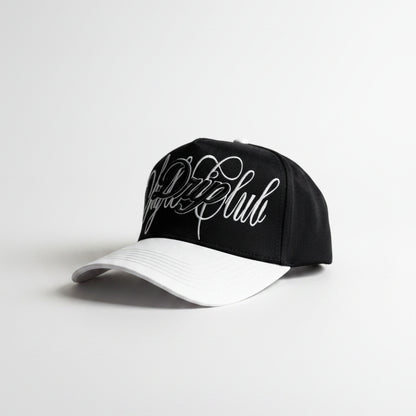 Gorra Sign White and Black Drip Club frente - snapback bicolor streetwear Costa Rica