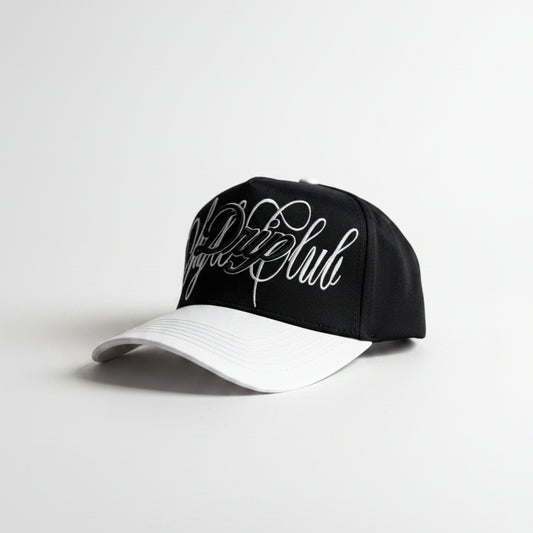 Gorra Sign White and Black Drip Club frente - snapback bicolor streetwear Costa Rica