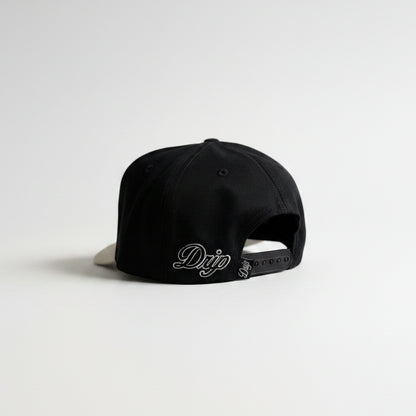Gorra Sign White and Black Drip Club lateral - snapback Drip Club Costa Rica