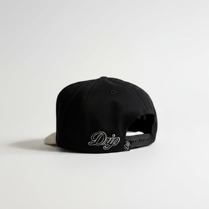 Gorra Sign Black and Beige Drip Club lateral - snapback Drip Club Costa Rica