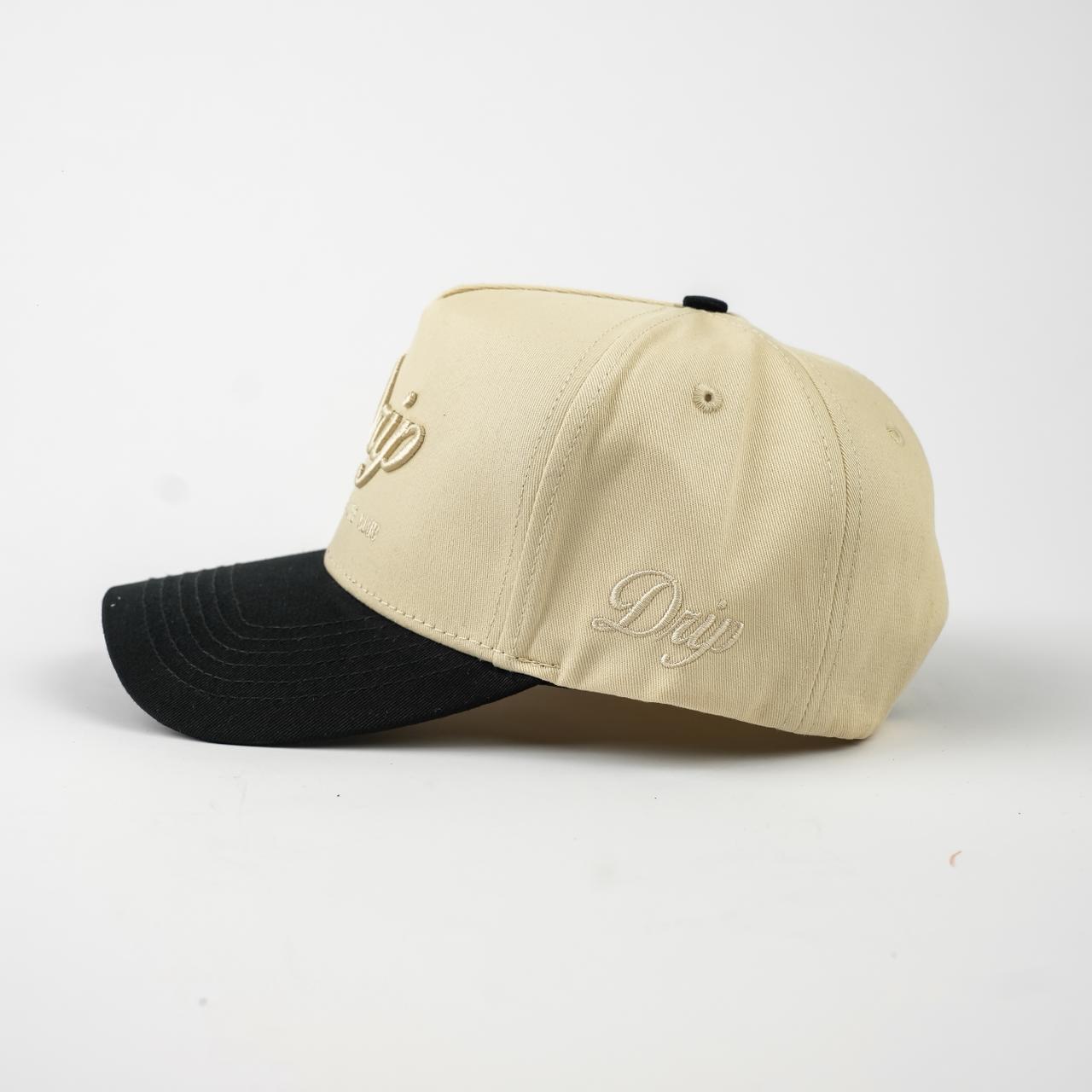 Gorra Worldwide Cream Drip uso - snapback Drip Club Costa Rica