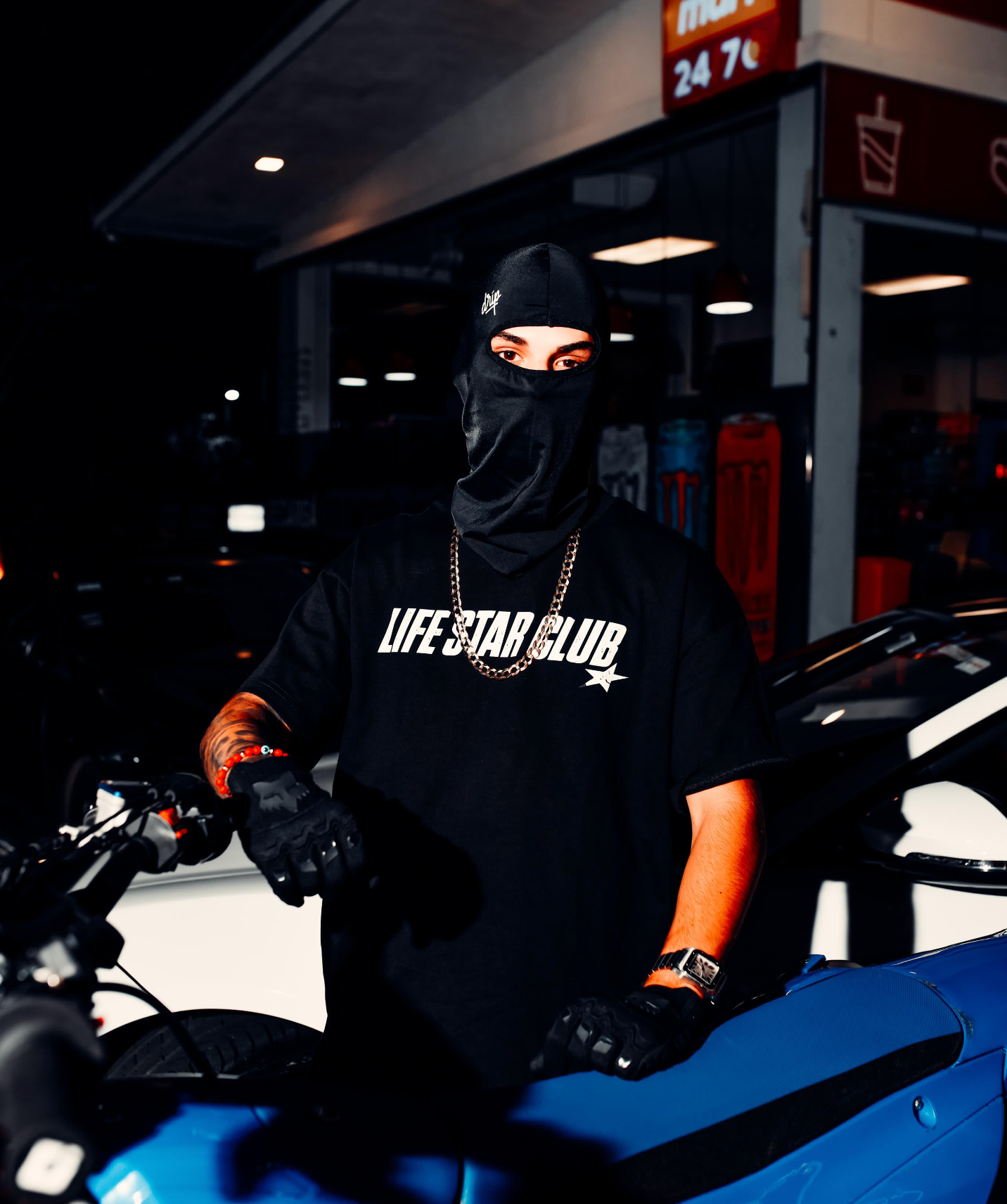 Ski Mask negro Drip Club uso - accesorio streetwear Costa Rica